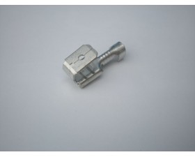 ELEKTROINSTALACE - KONEKTOR FAST-ON 6,3MM DUTINKA S ODBOČKOU